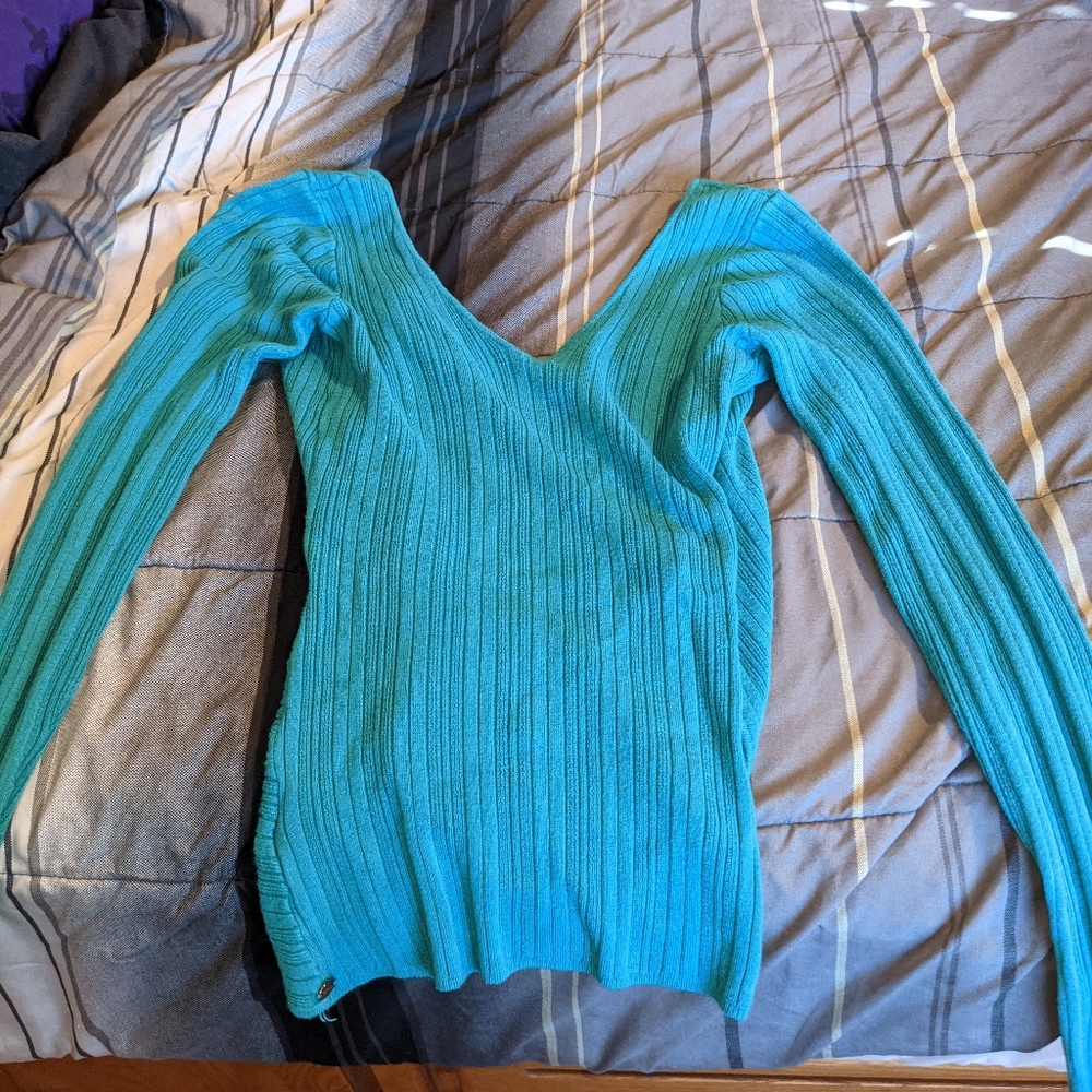 GUESS long sleeve